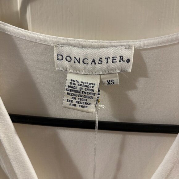 Doncaster Women's White V-Neck Long Sleeve Top ~ XS ~ NWT ~ Org. Price $110 - Picture 5 of 5